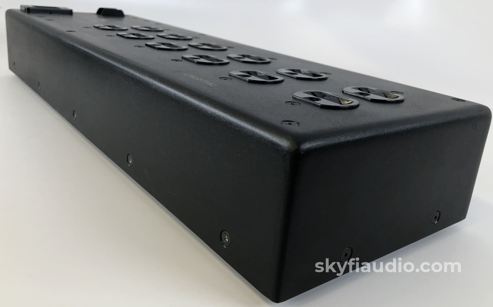 Sound Application Xe-12 Power Conditioner