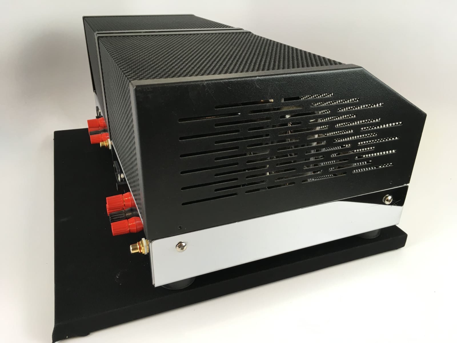 Sound Valves M60 Tube Monoblock Amplifier Pair