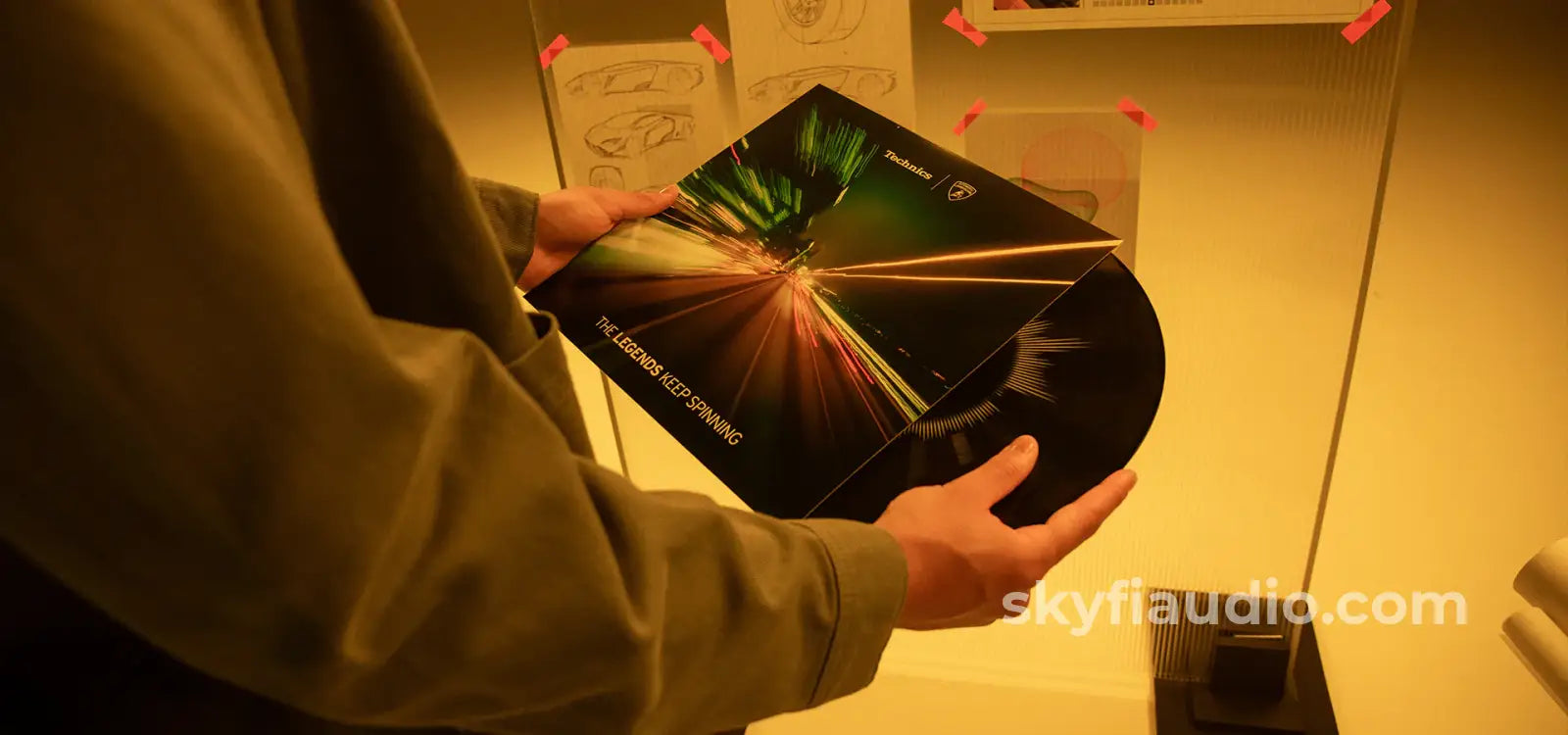 Special Edition Lamborghini Direct Drive Turntable System - Sl-1200M7B