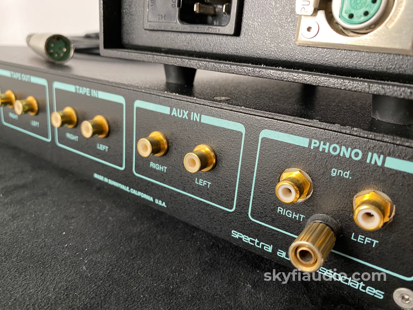 Spectral Dmc-10 All-Analog Preamp With Phono Stage Skyfi Refurbished Preamplifier