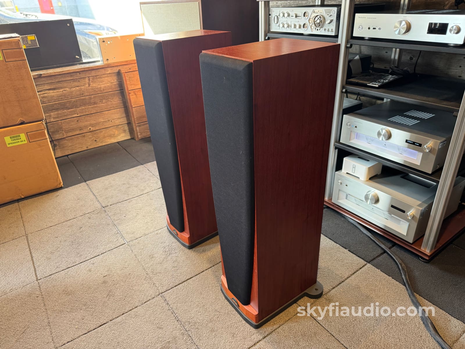 Spendor S8E Floorstanding Speaker Pair - Beautiful Speakers
