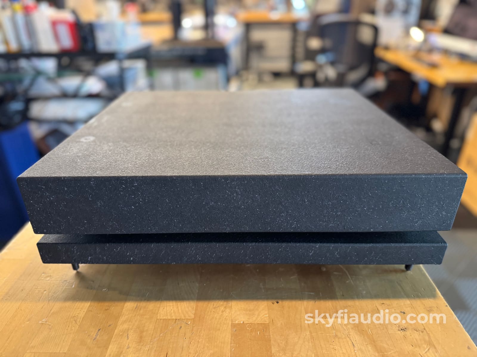 SRA (Silent Running Audio) Lamm M2.2 Amplifier Stand (Single) - Works With Others Accessory