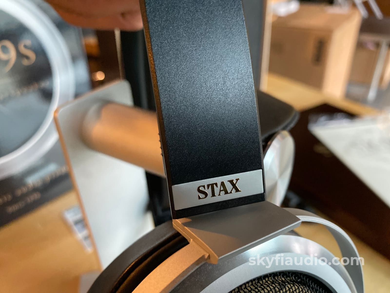 Stax Sr-009S Headphones - As New And Complete In Box
