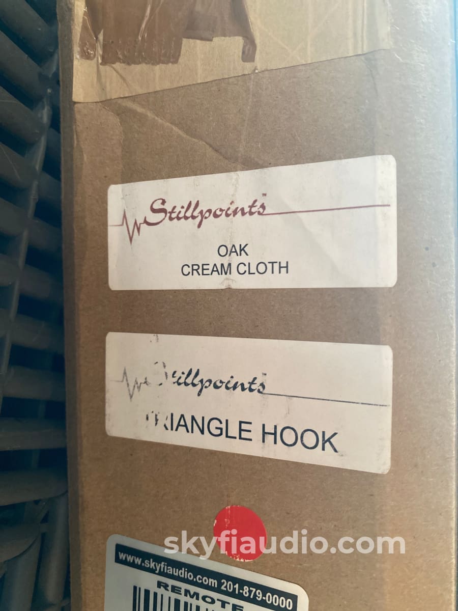 Stillpoints Aperture Acoustic Panel - Oak W/ Cream Cloth Triangle Hook (Original Version) Accessory