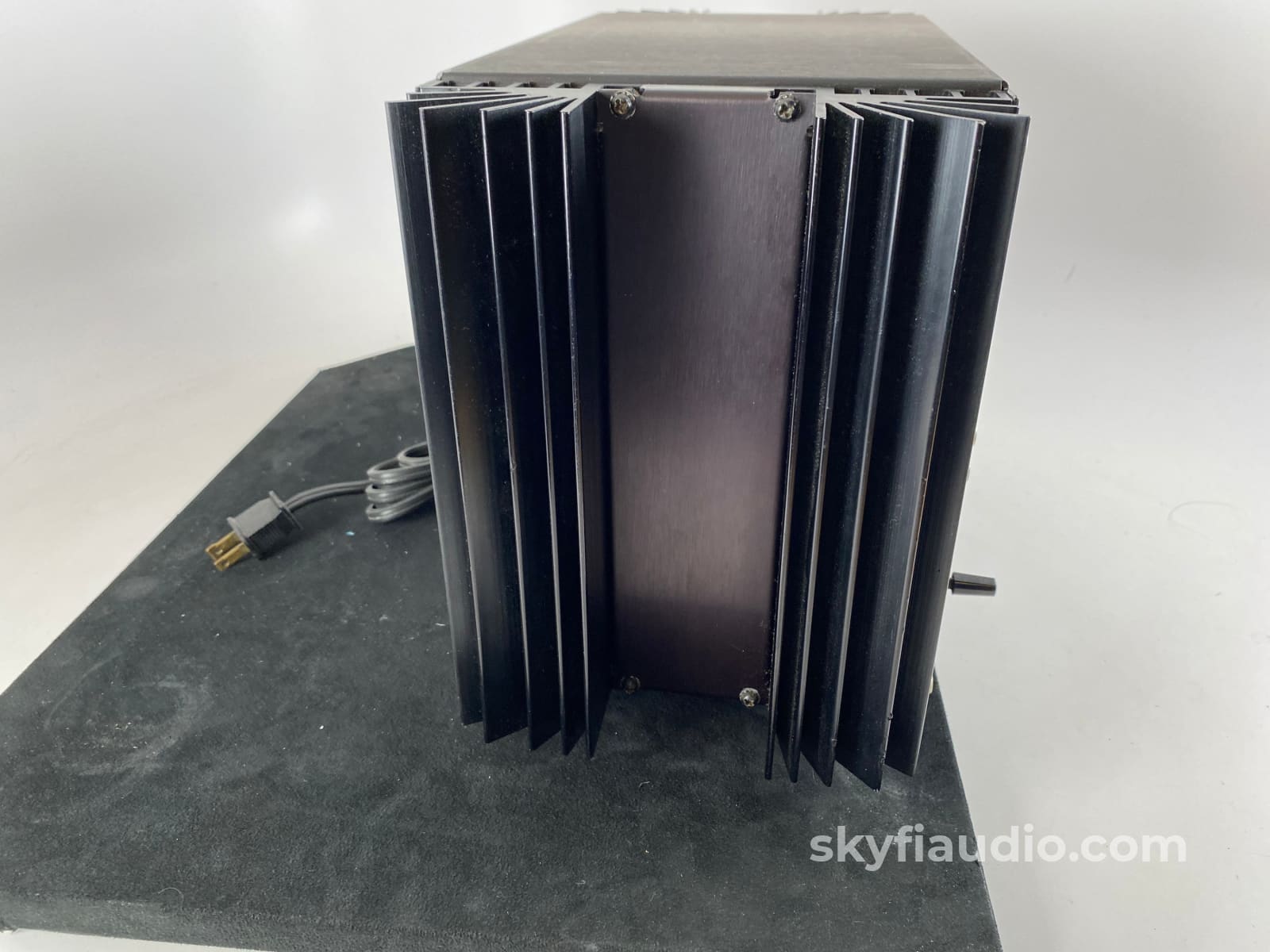 Sumo The Nine Vintage Amplifier Pure Class A