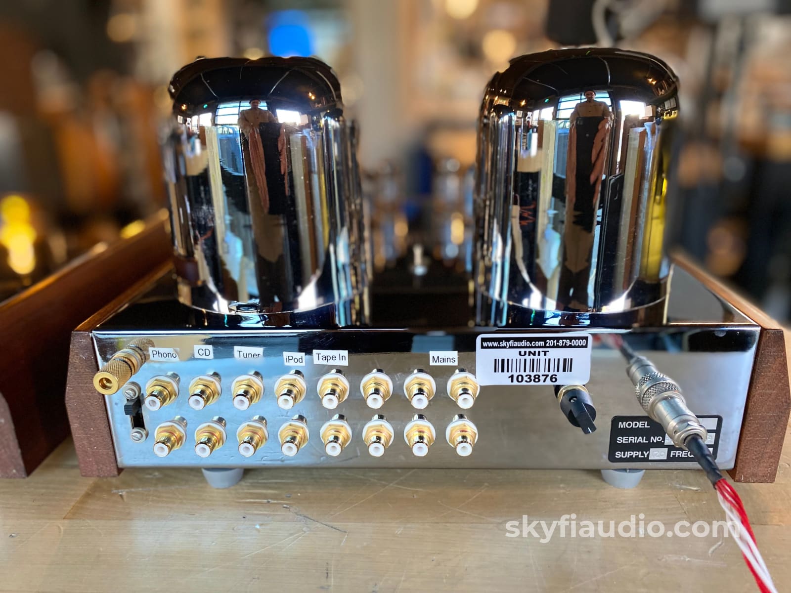 Supratek Chenin Tube Preamplifier W/Power Supply And Phono Section