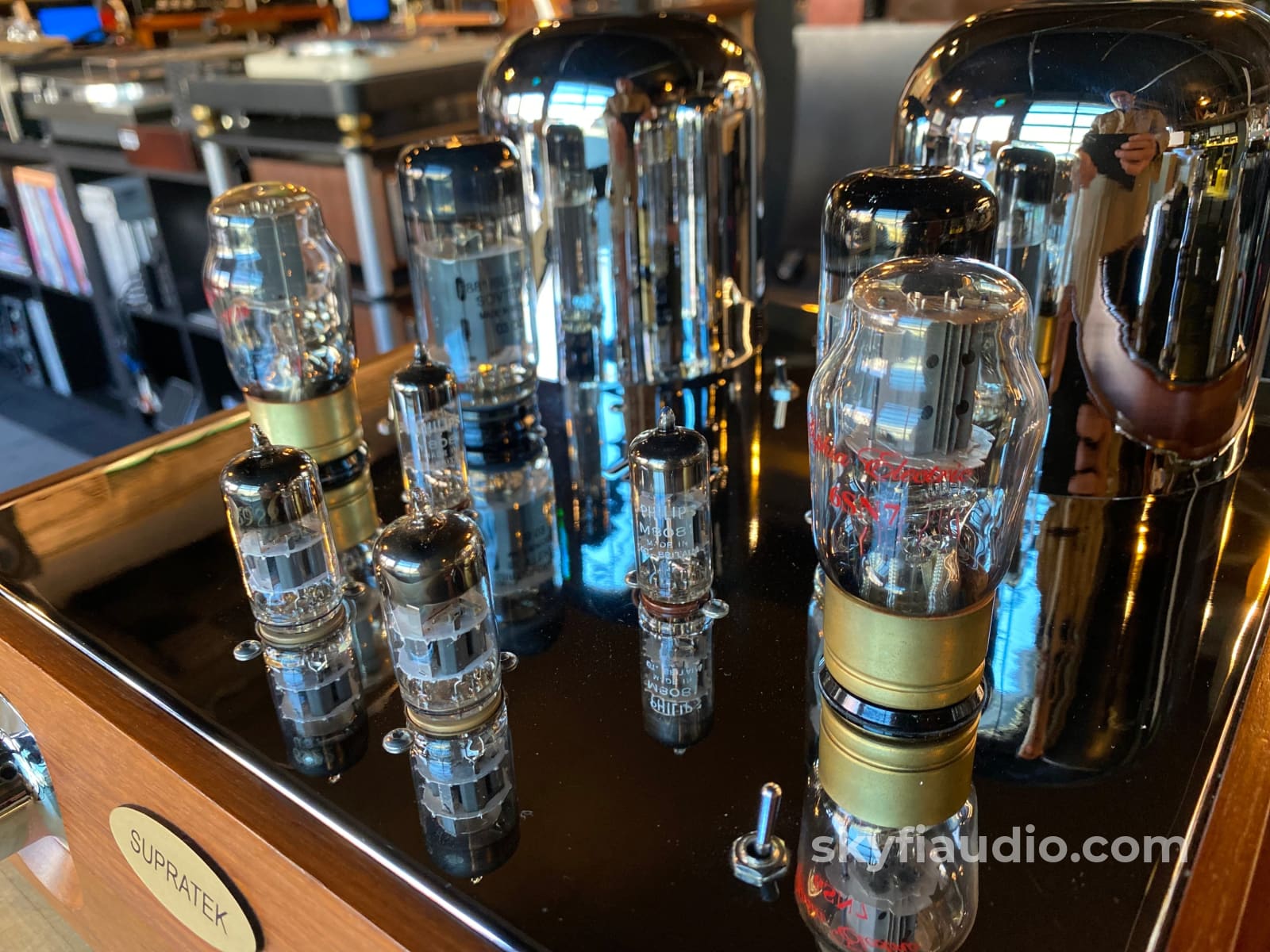 Supratek Chenin Tube Preamplifier W/Power Supply And Phono Section