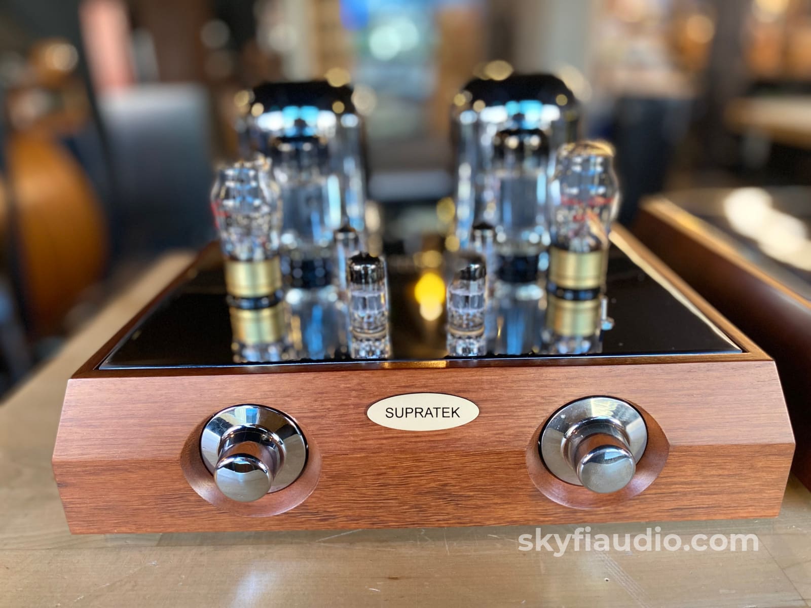 Supratek Chenin Tube Preamplifier W/Power Supply And Phono Section