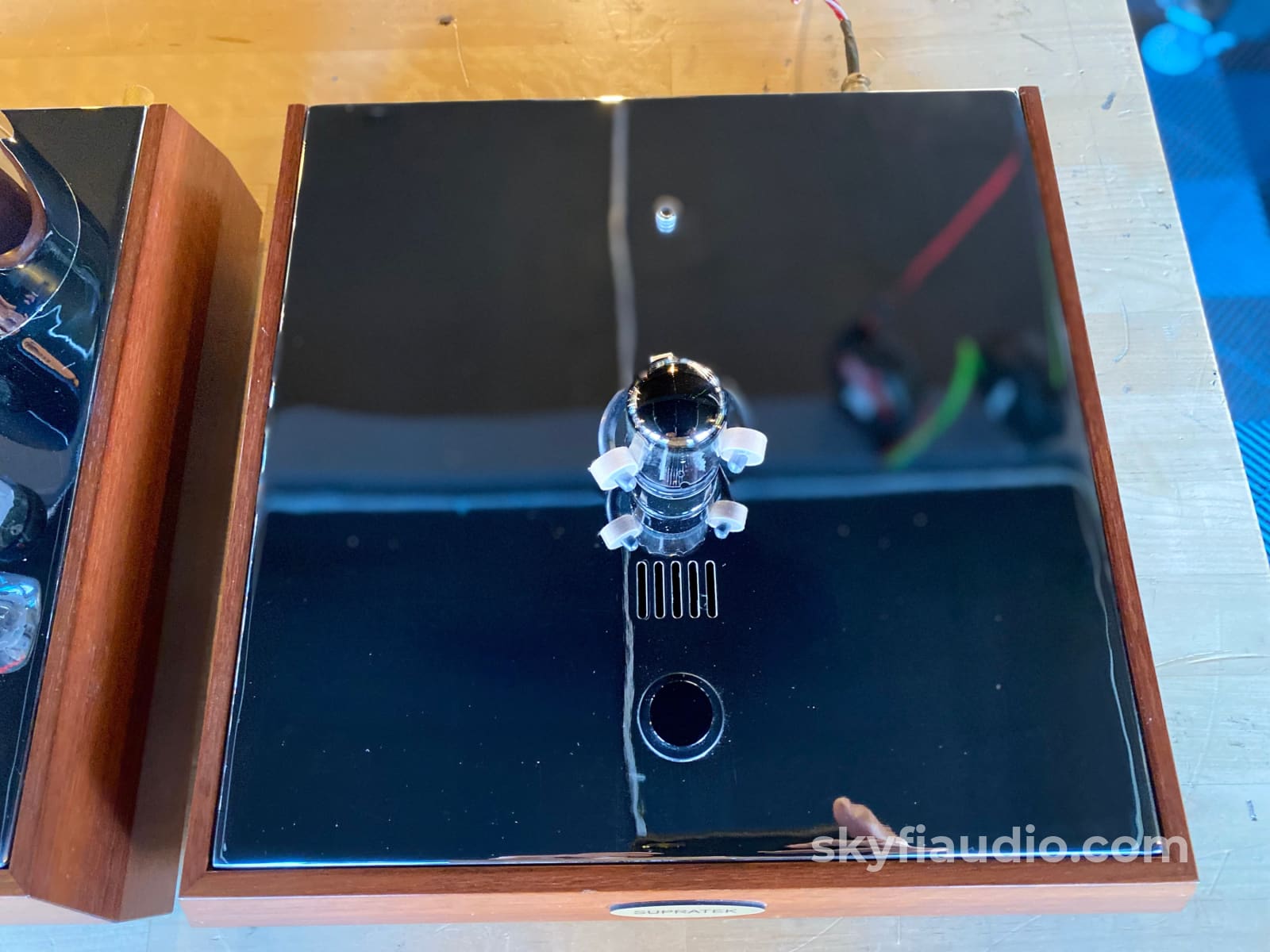 Supratek Chenin Tube Preamplifier W/Power Supply And Phono Section