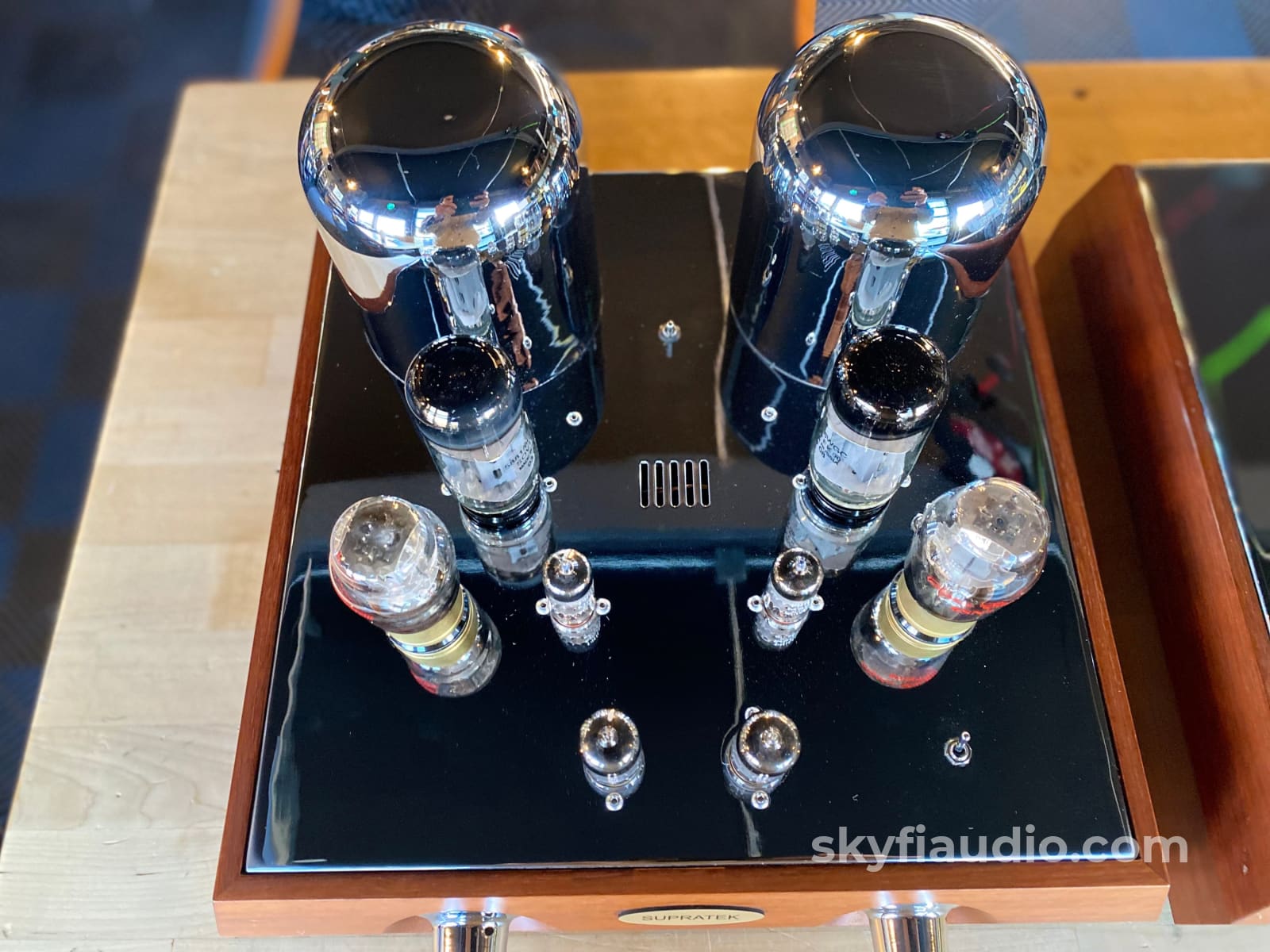 Supratek Chenin Tube Preamplifier W/Power Supply And Phono Section