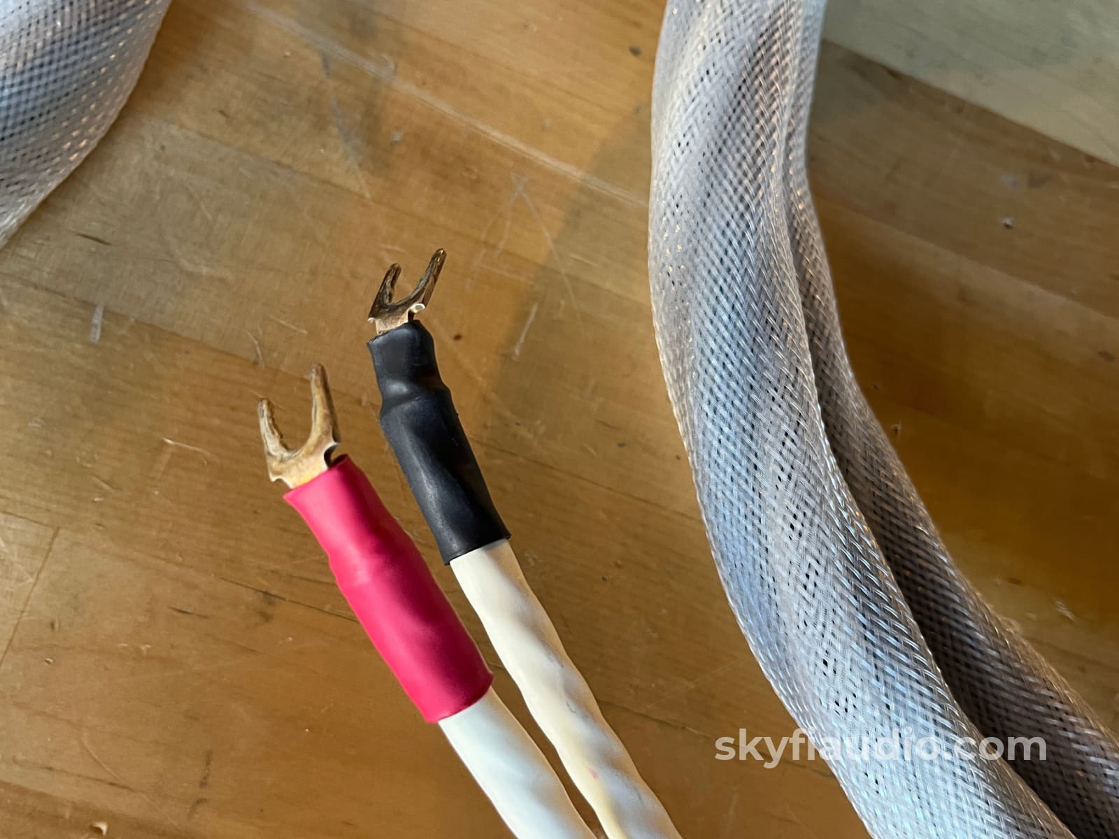 Synergistic Research Resolution Reference X Series Speaker Cable (Pair) - 3M Cables