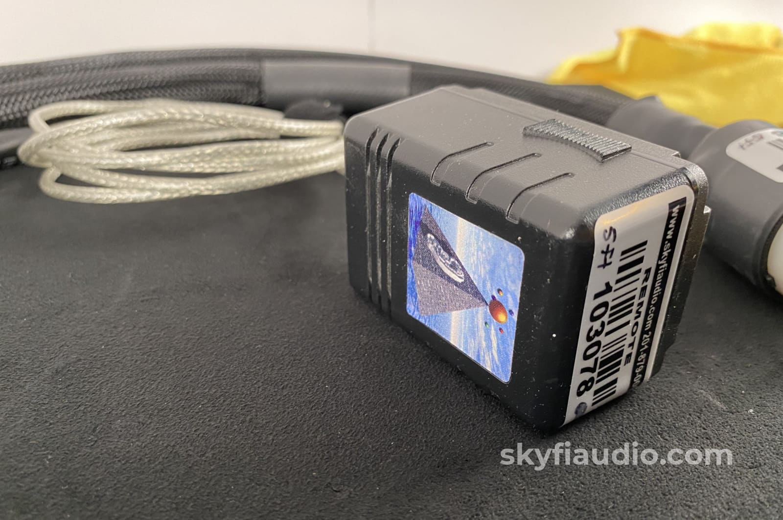 Synergistic Research - Tesla T2 Power Cable With Supply 5Ft Cables