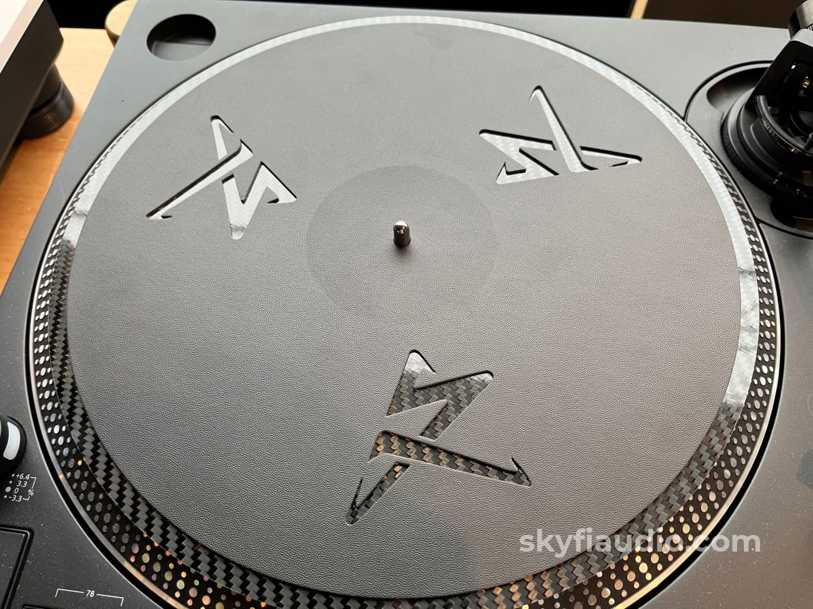 Synergistic Research UEF Record Mat No. 1 Accessory