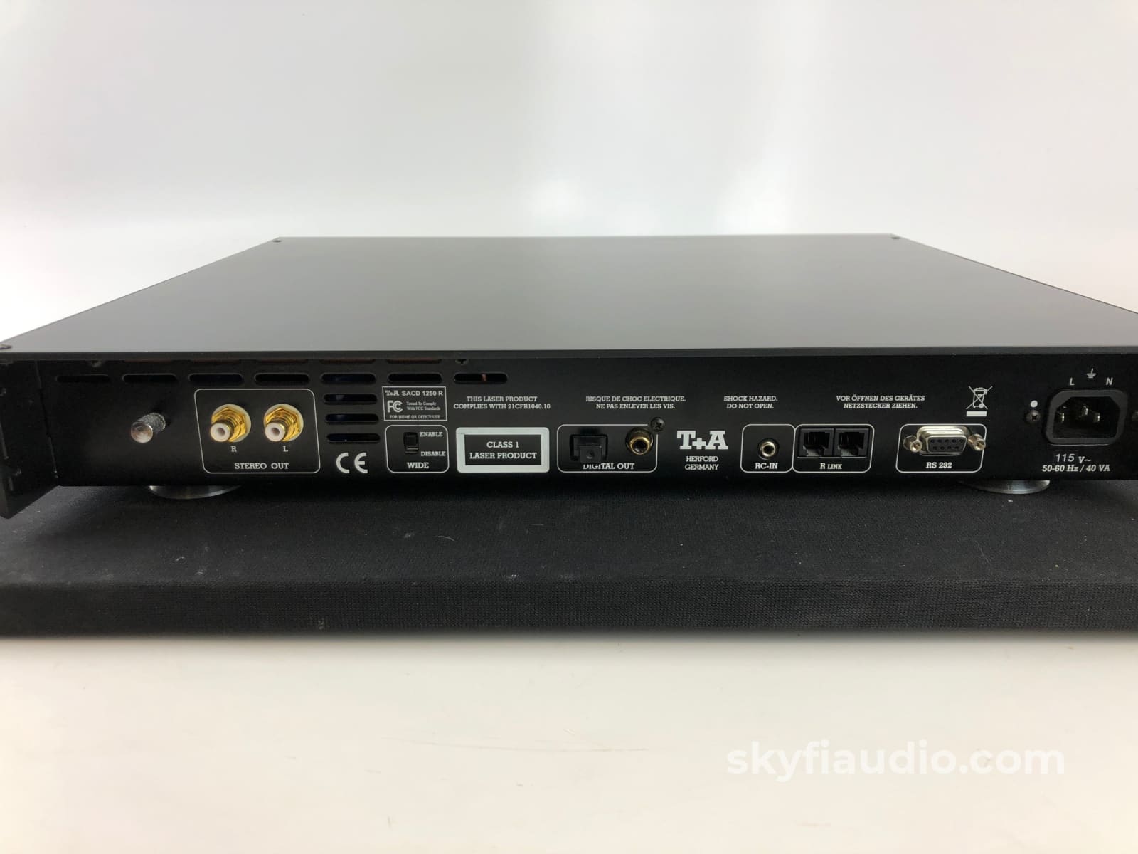T+A 1250R Sacd Player With Remote Cd + Digital