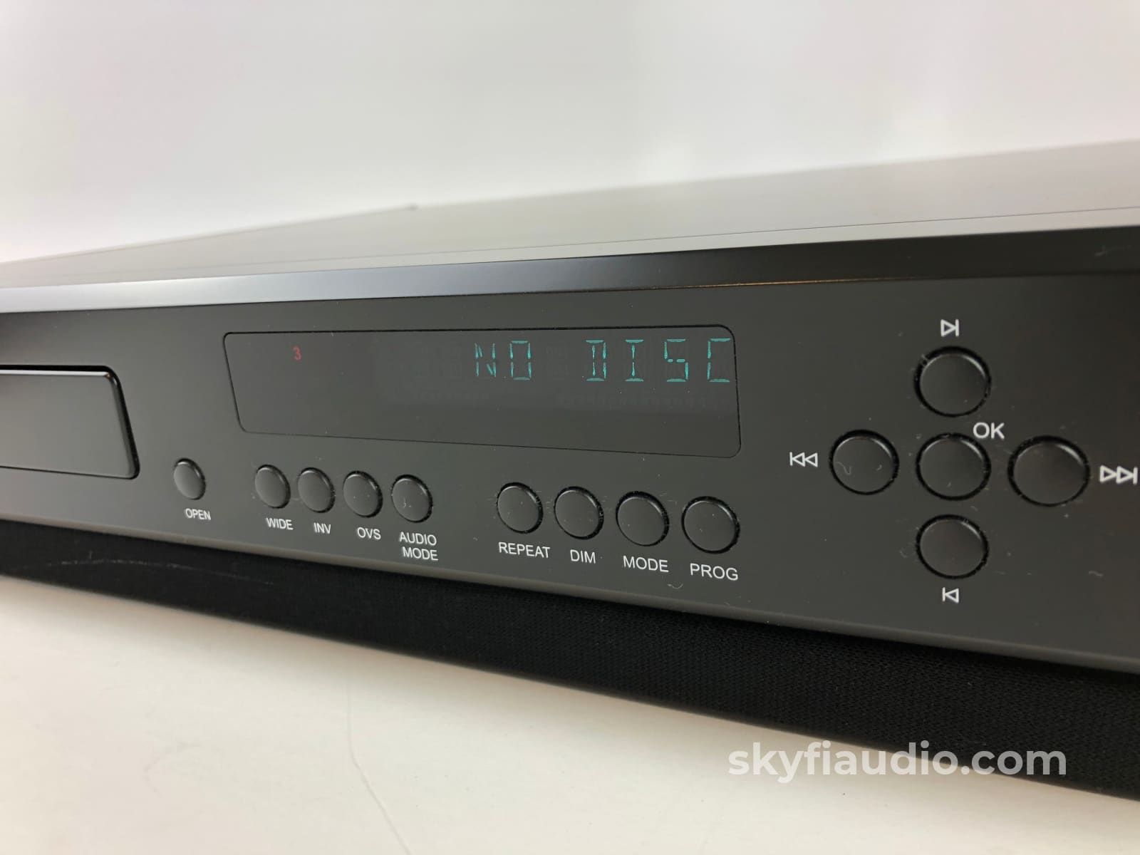 T+A 1250R Sacd Player With Remote Cd + Digital