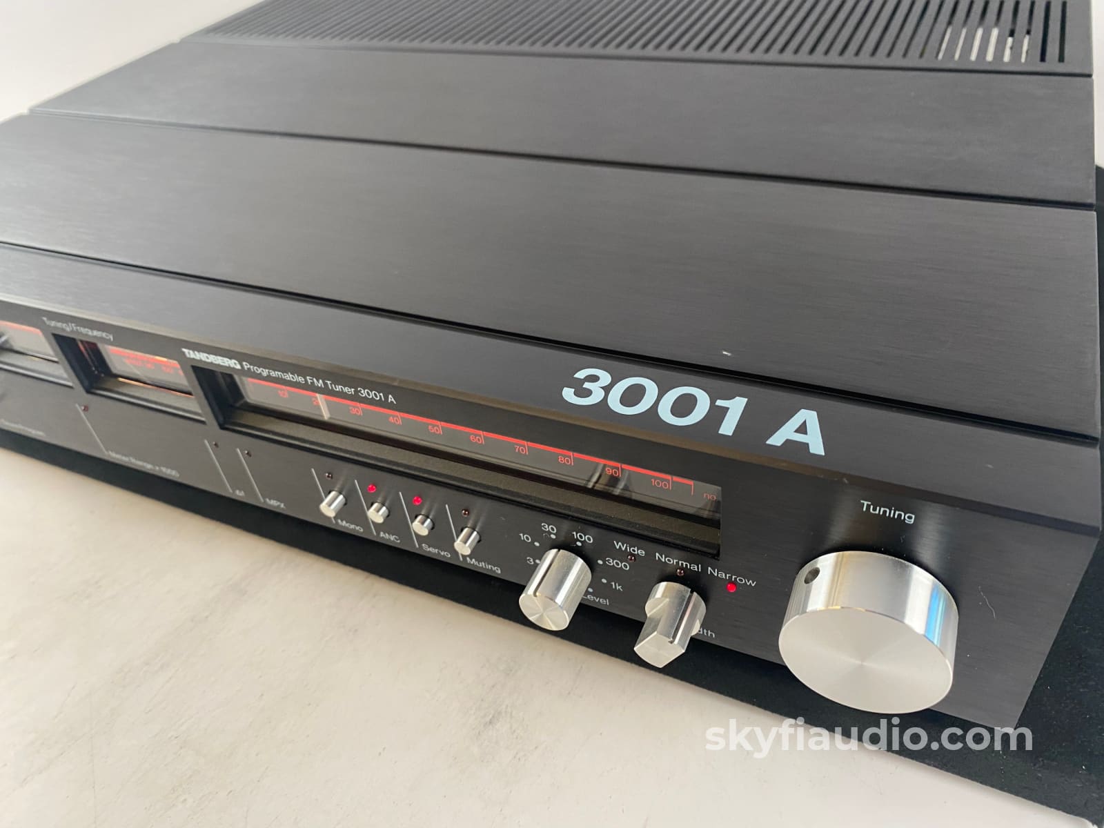 Tandberg 3001A Analog Tuner - Top 5 Tuners Of All Time