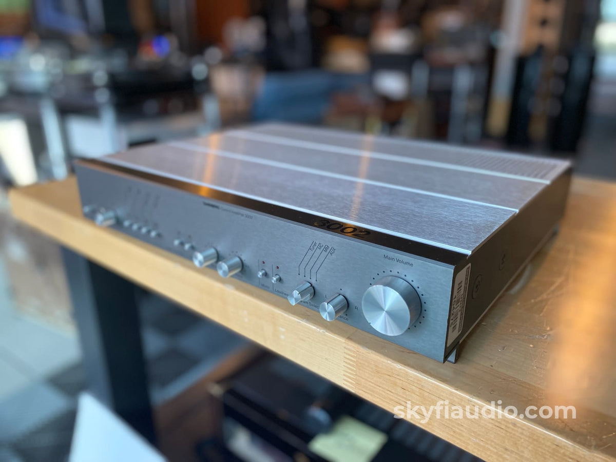 Tandberg 3002A Analogue Preamp With Phono Section - In Rare Silver Finish Preamplifier