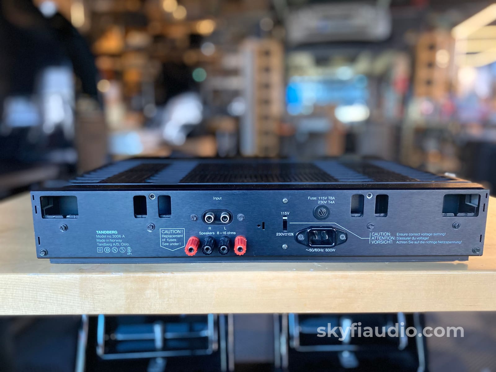 Tandberg 3006A Vintage Solid State Amplifier - Complete