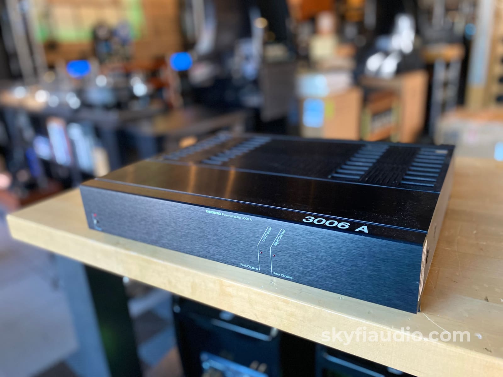 Tandberg 3006A Vintage Solid State Amplifier - Complete