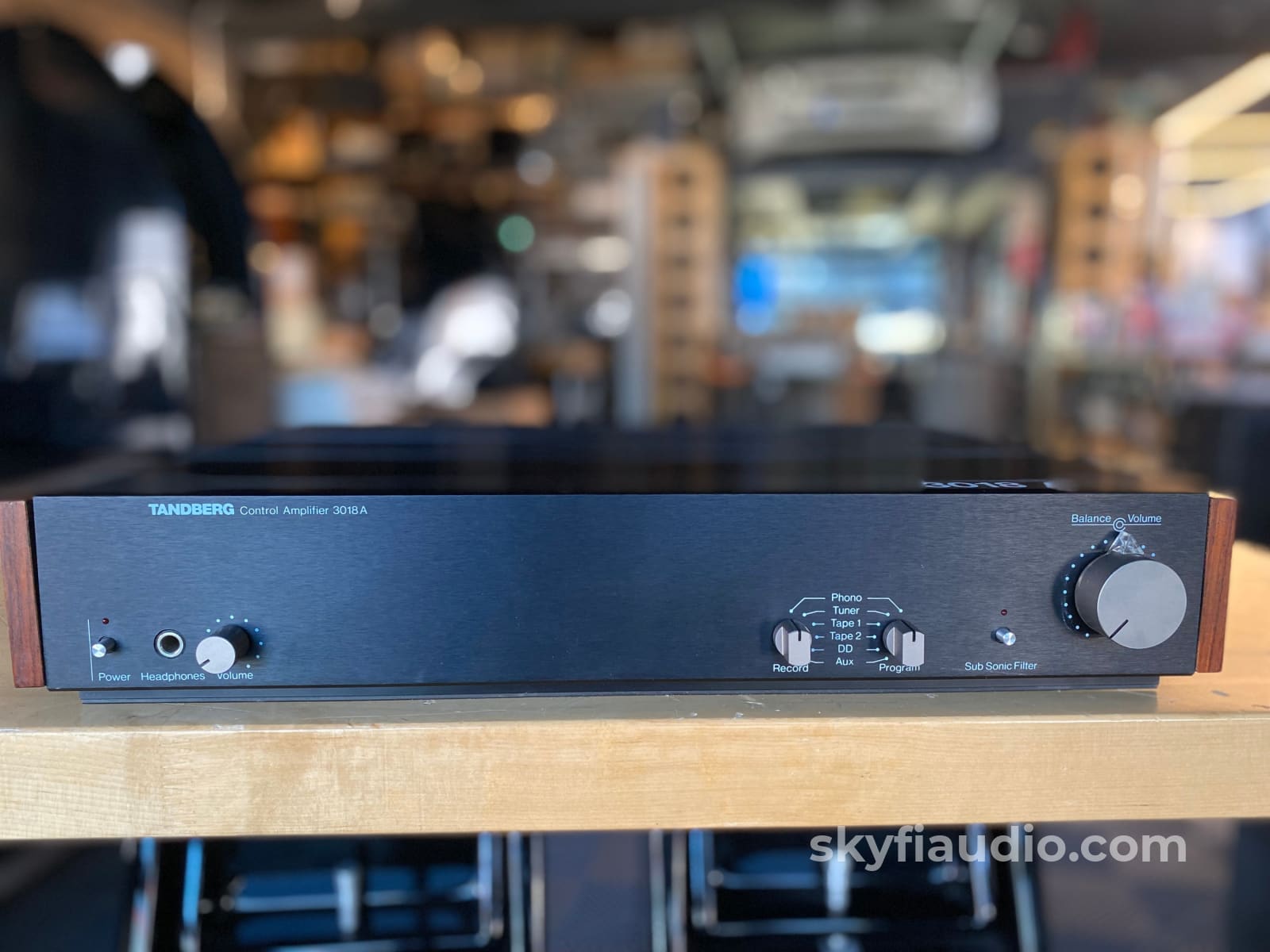 Tandberg 3018 Analogue Vintage Preamp - Super Rare And Collectible Preamplifier