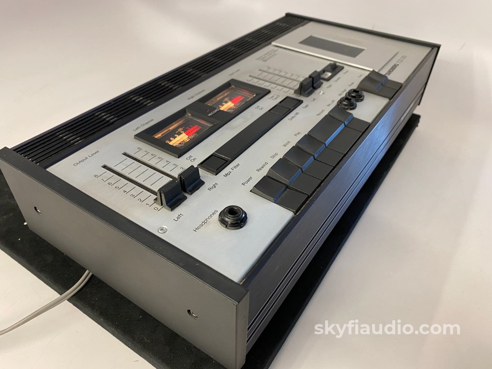 Tandberg Tcd 320 Tape Deck With Cool Vu Meters And Original Box