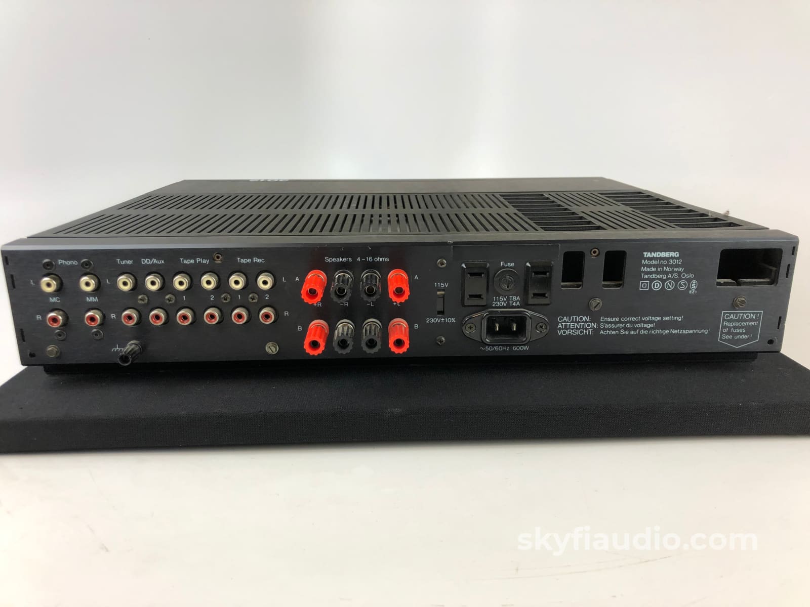 Tandberg Tia-3012A Integrated Amplifier With Phono - Made In Norway 120/220V
