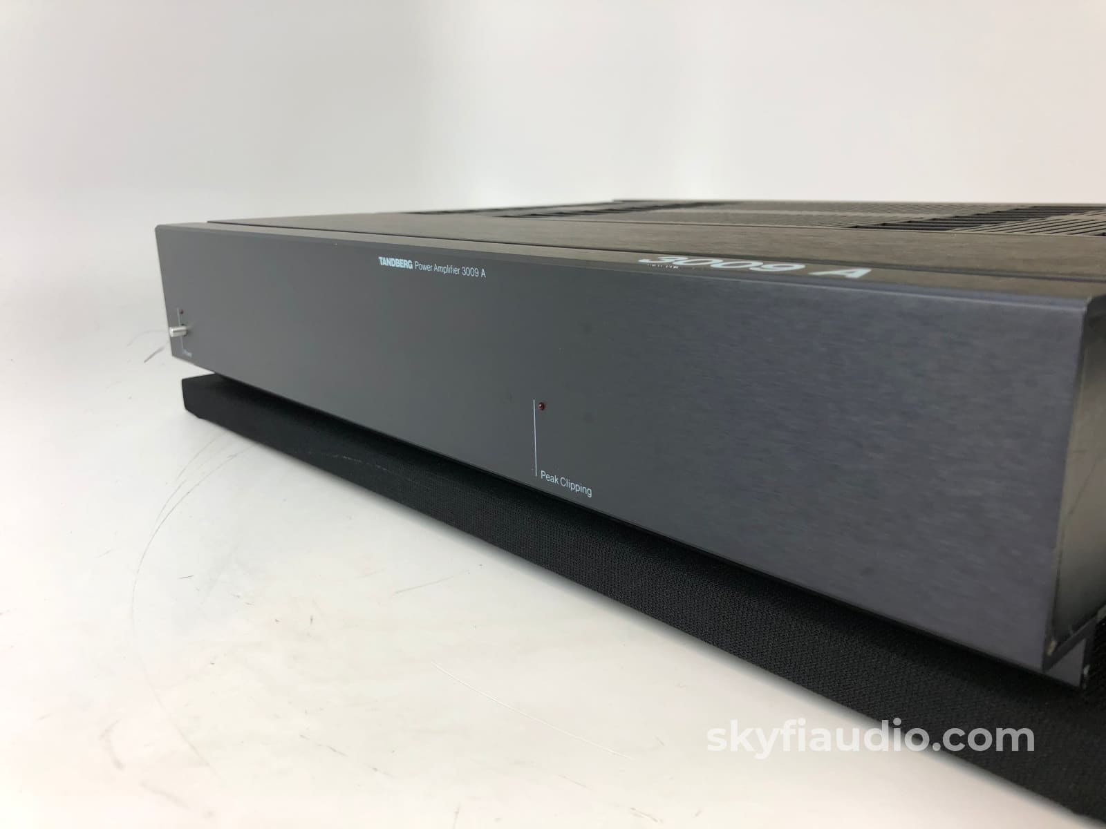 Tandberg Tpa-3009A Mono Solid State Amplifier Class-A Rare Made In Norway 120/220V