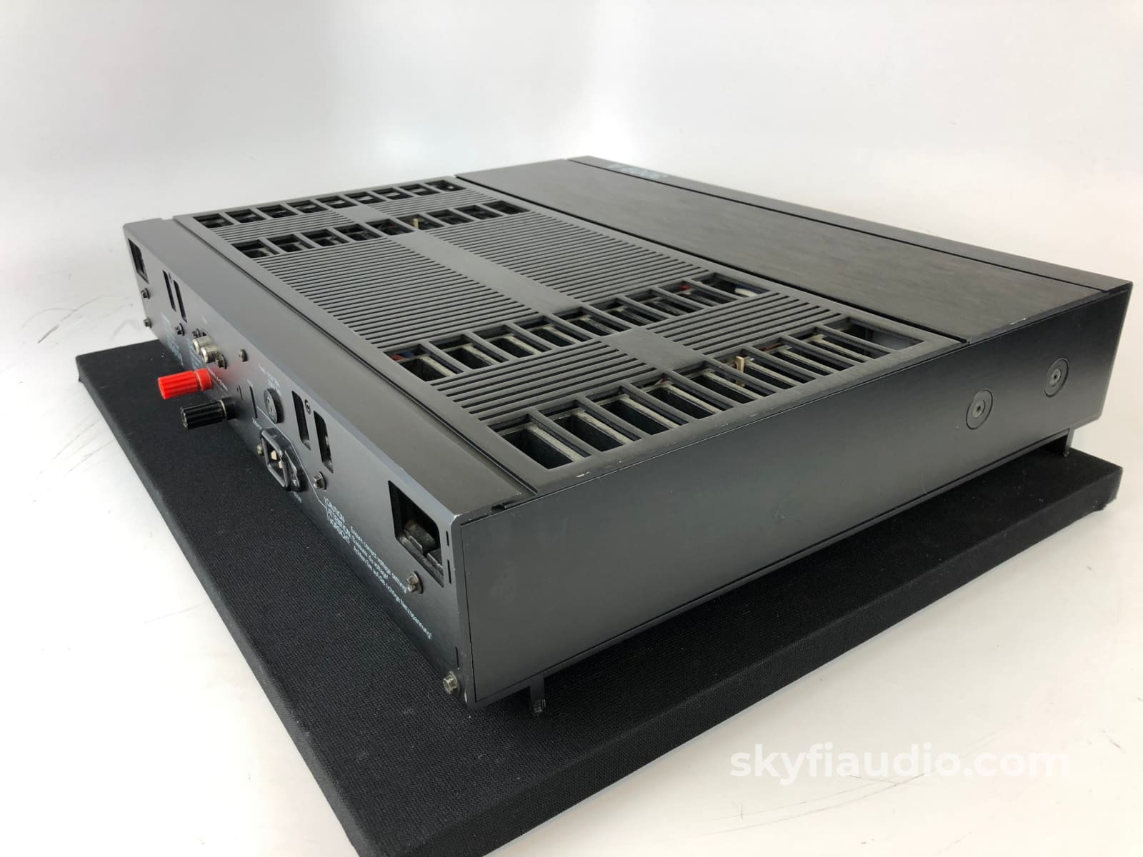 Tandberg Tpa-3009A Mono Solid State Amplifier Class-A Rare Made In Norway 120/220V