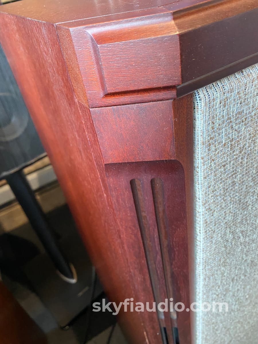 Tannoy Kensington Se Speakers In Mahogany - Stunning!