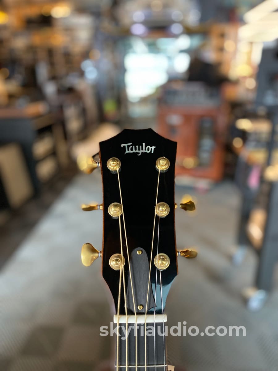 Taylor Koa Gs-Ltd 2011 Fall Limited Acoustic-Electric In Shaded Edge Burst Accessory