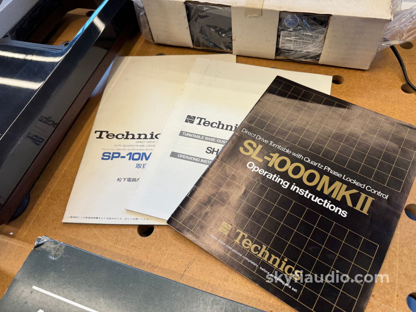 Technics SL-1000 Vintage Turntable - New Old Stock Turntable