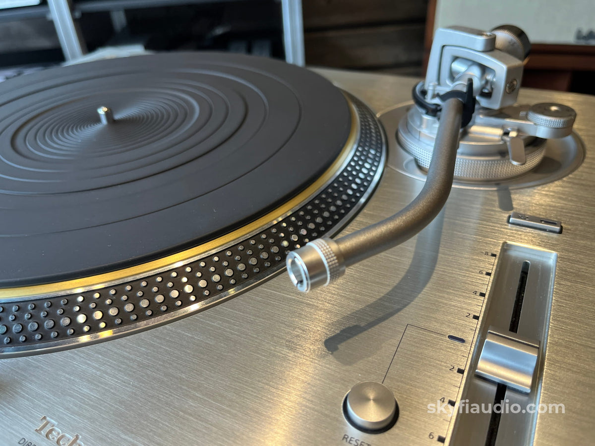 Technics SL-1200G Turntable with New Lyra Delos Cartridge + Kimber TAK-CU - Pre-Loved - Turntable