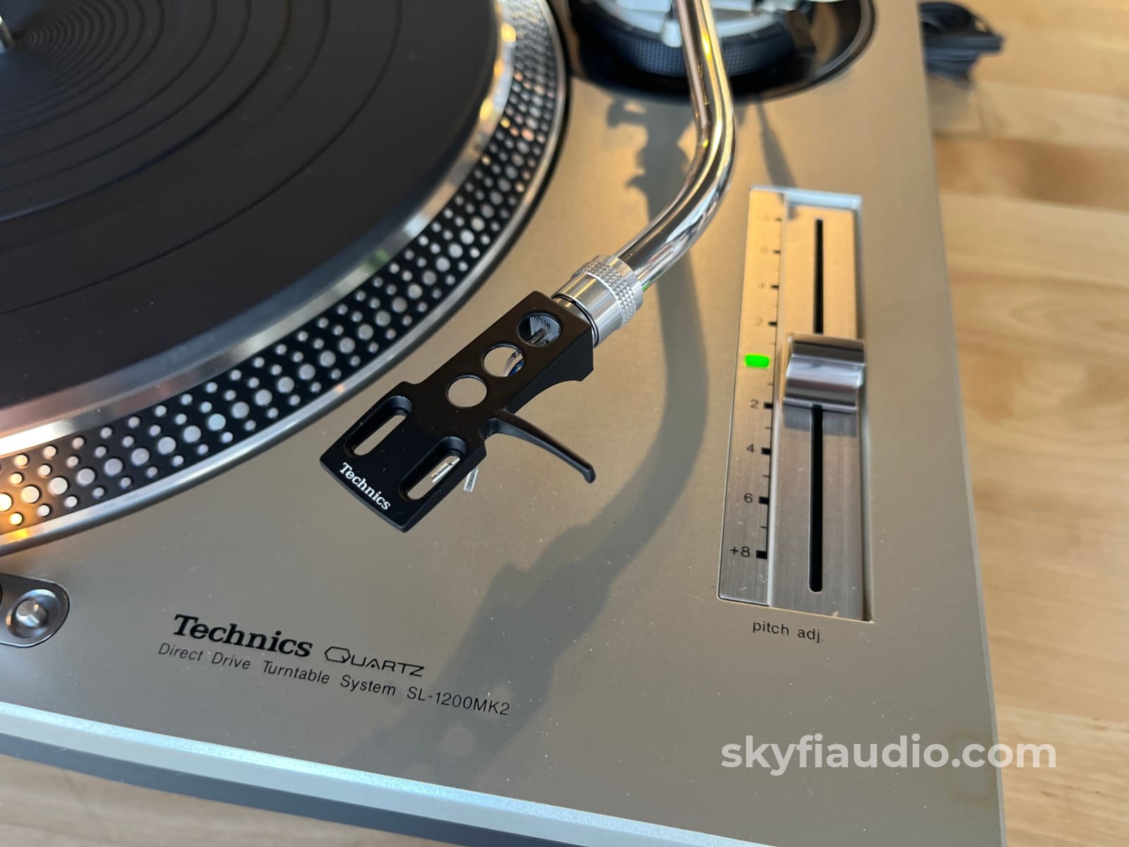 Technics SL-1200MK2 Turntable W/ Flight Case + Ortofon X40 Cartridge - Open Box - Turntable
