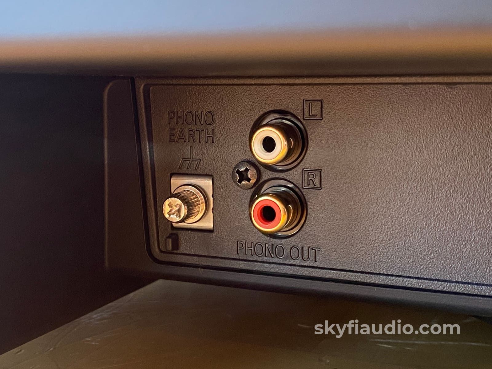 Technics Sl-1200Mk7 - Like New With New Sumiko Cartridge Turntable