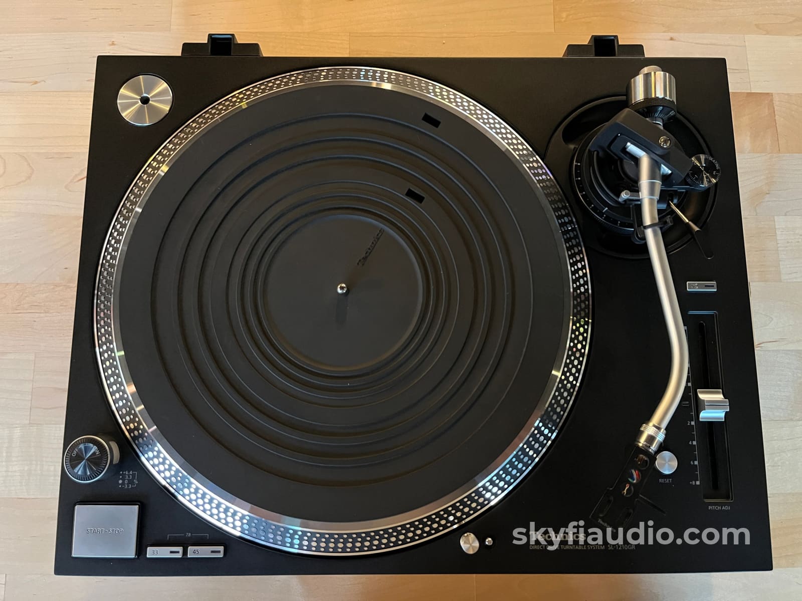 Technics SL-1210GR-K Turntable paired w/ New SH MkII Cartridge Turntable
