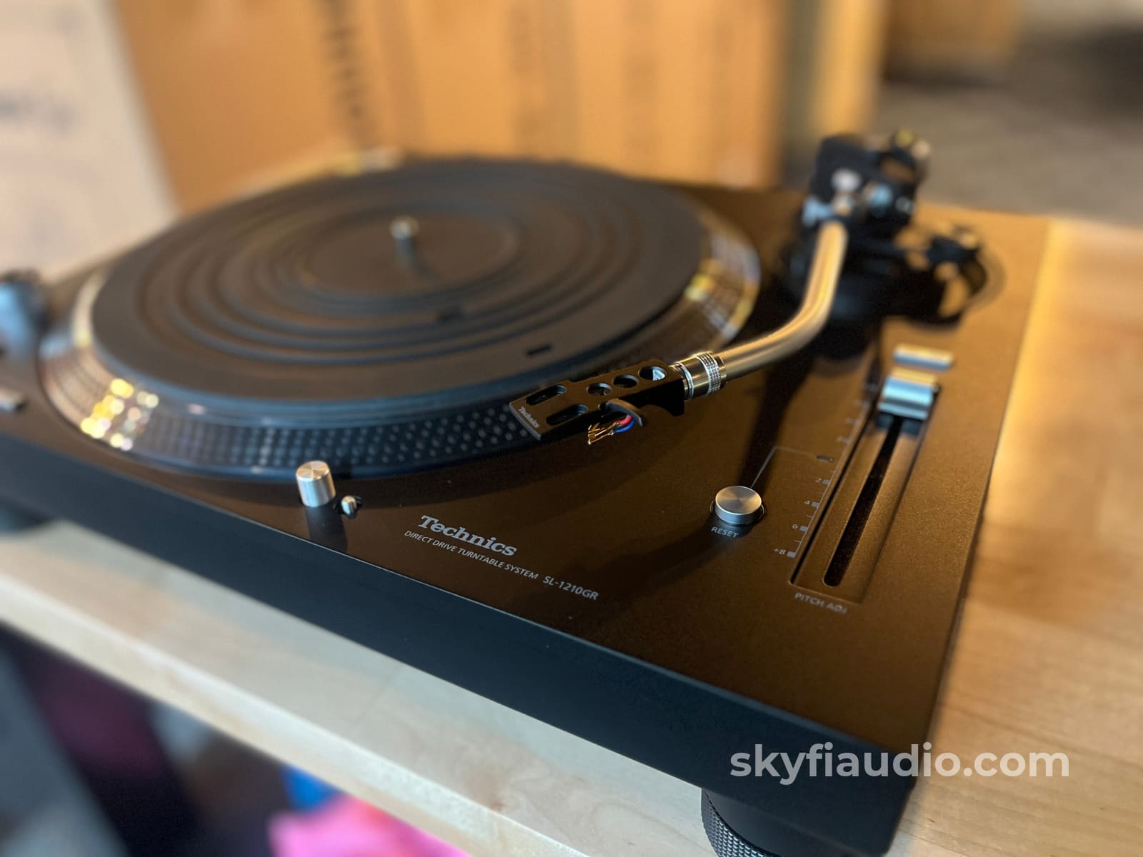 Technics SL-1210GR-K Turntable paired w/ New SH MkII Cartridge Turntable