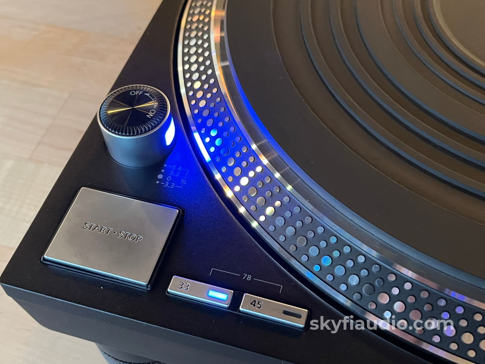 Technics SL-1210GR-K Turntable paired w/ New SH MkII Cartridge Turntable