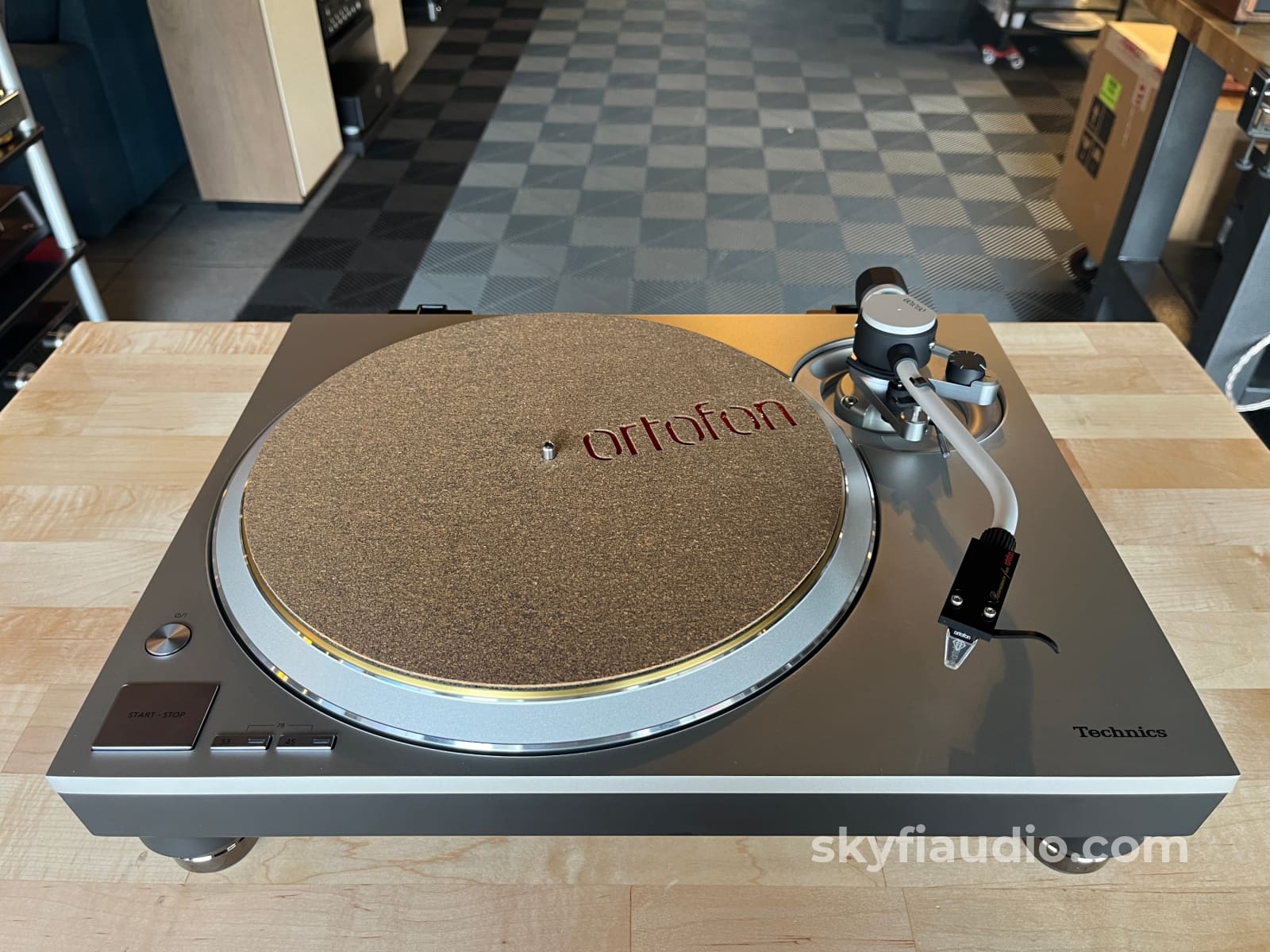 Technics SL-1300G Turntable- Ortofon Build Turntable