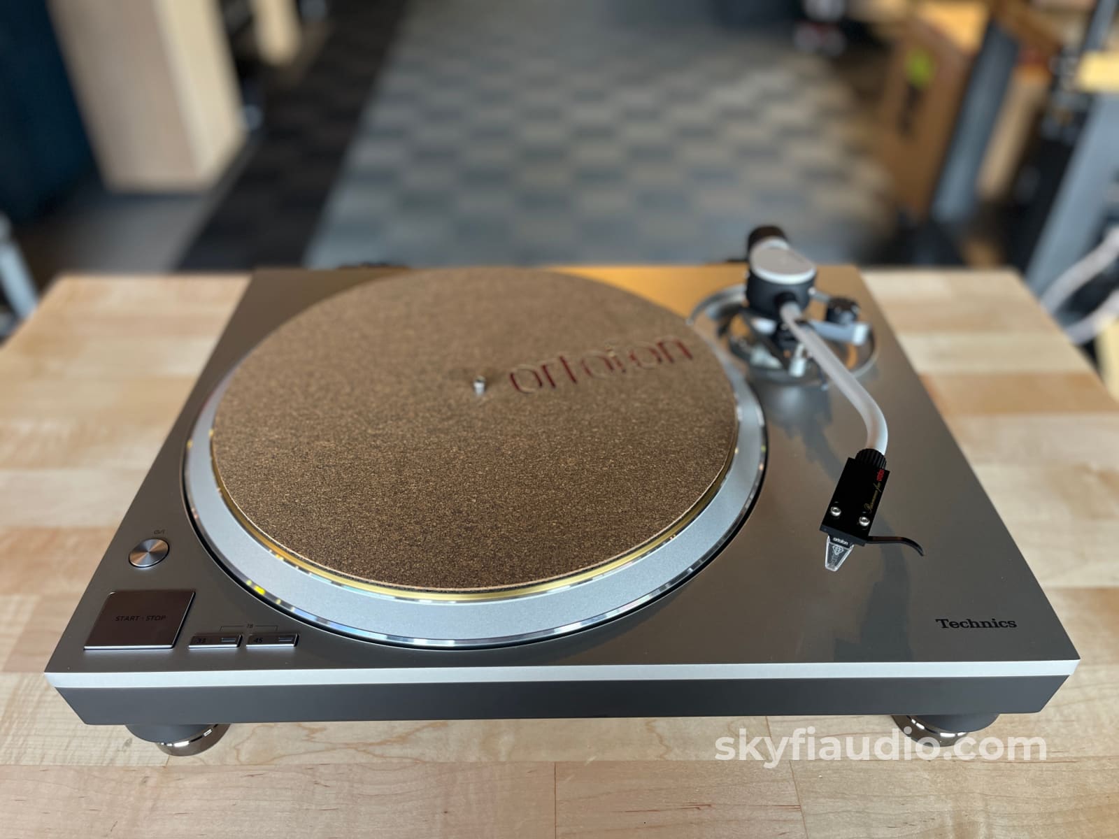 Technics SL-1300G Turntable- Ortofon Build Turntable