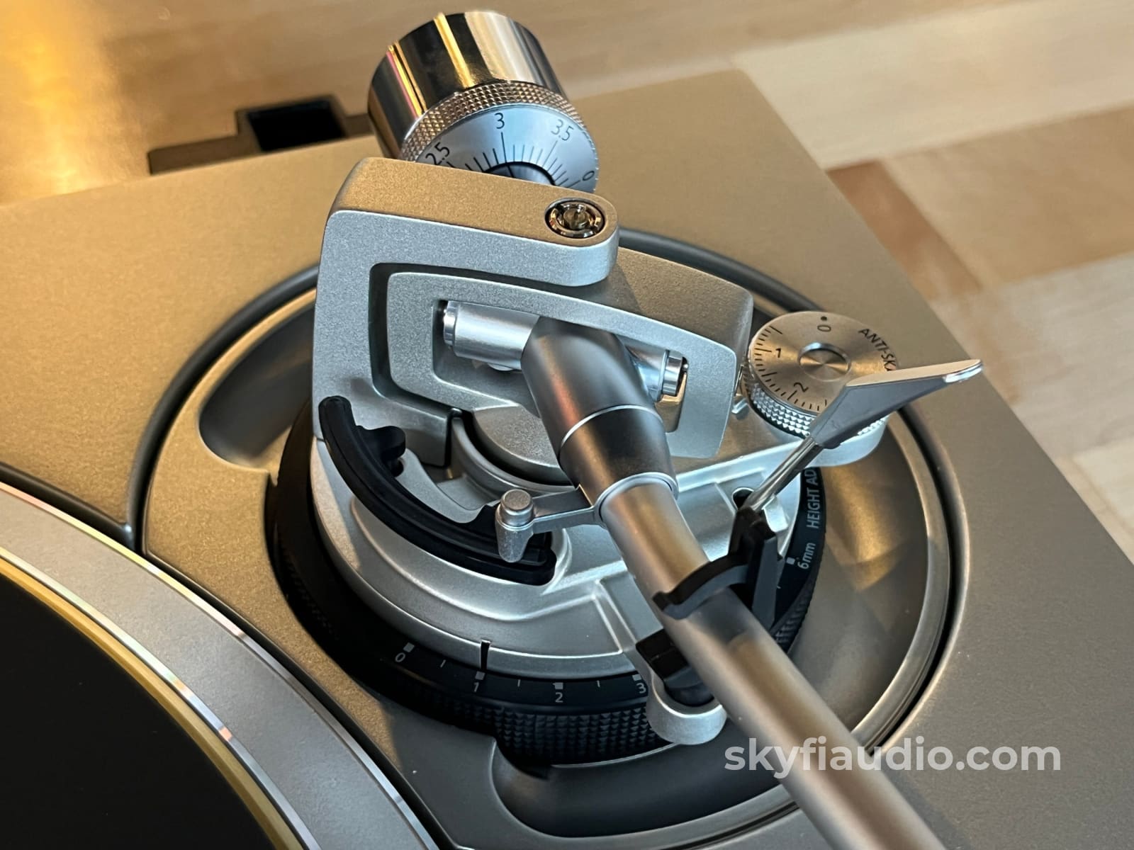 Technics SL-1300G Turntable - Pre-Loved Turntable