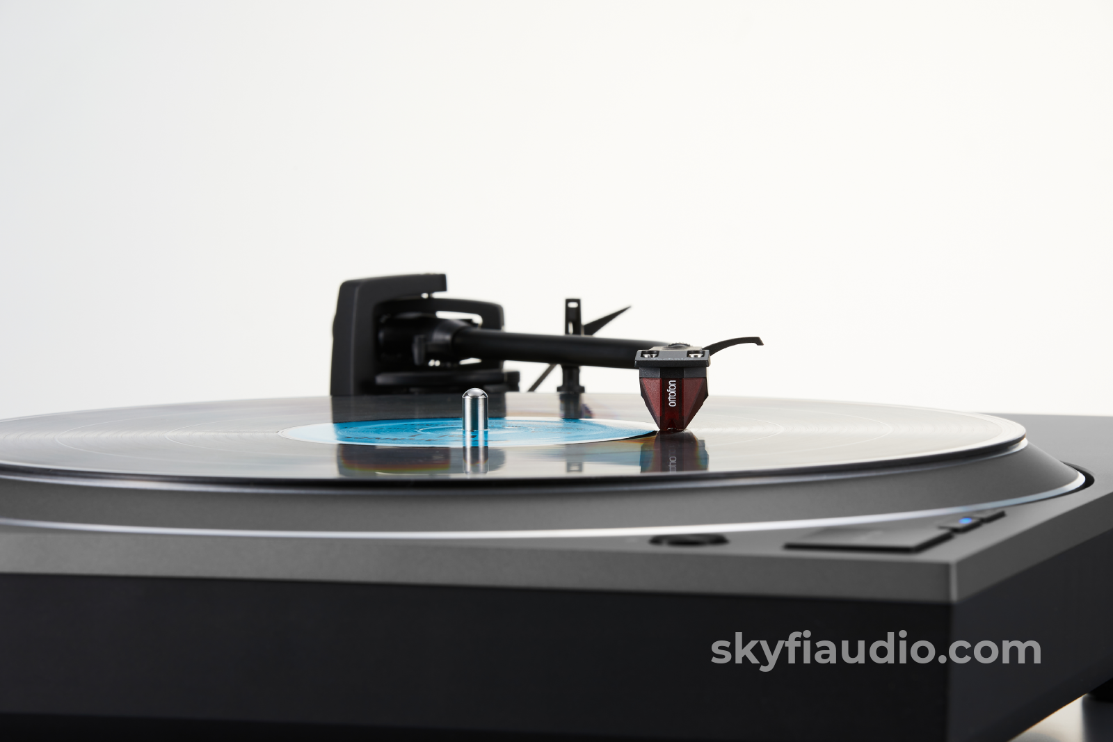 Technics SL-1500CS Direct Drive Turntable System - NEW RELEASE - Turntable
