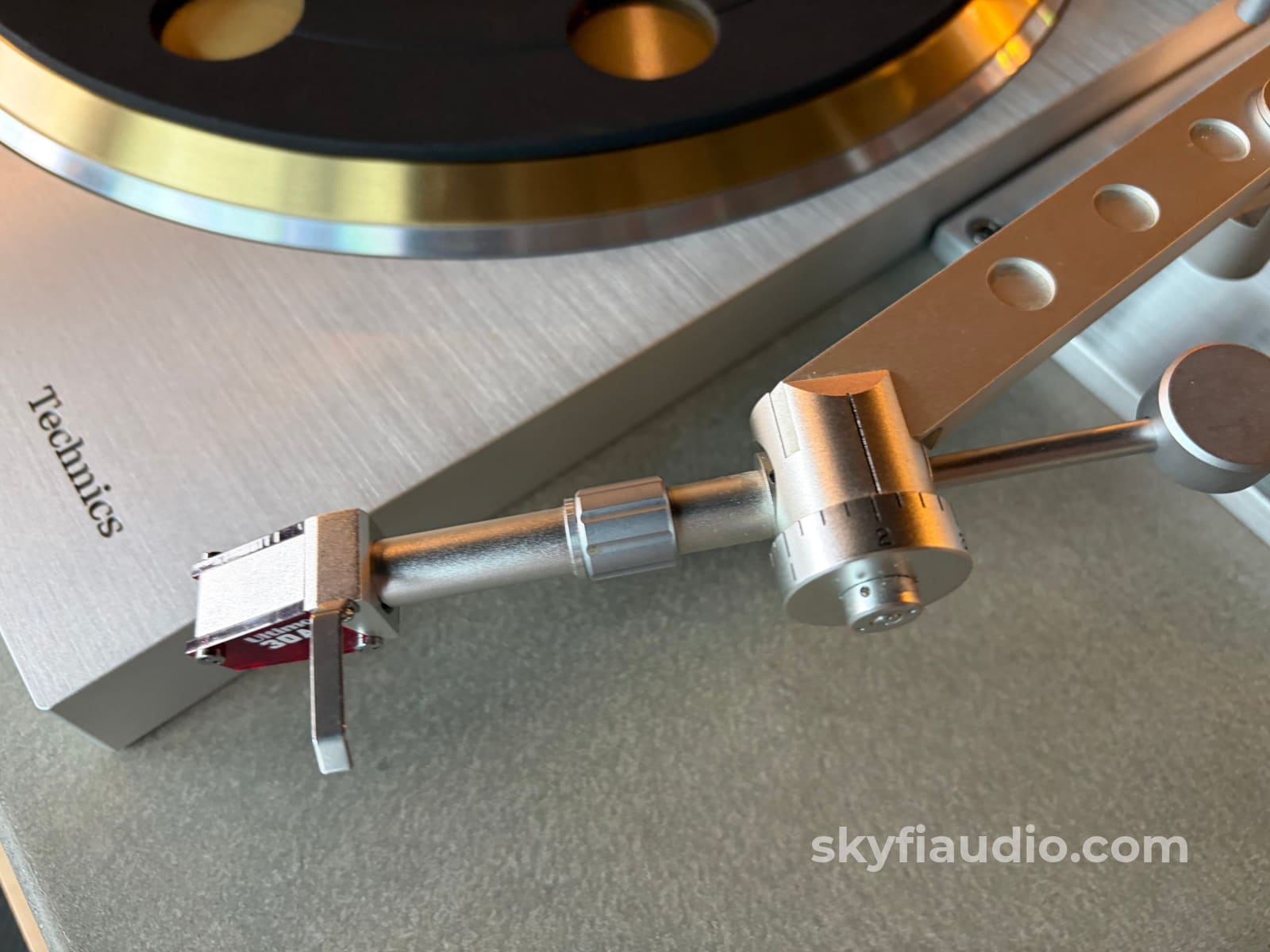 Technics SP-10R Custom Turntable - Concrete Plinth - Dynavector Tonearm Turntable