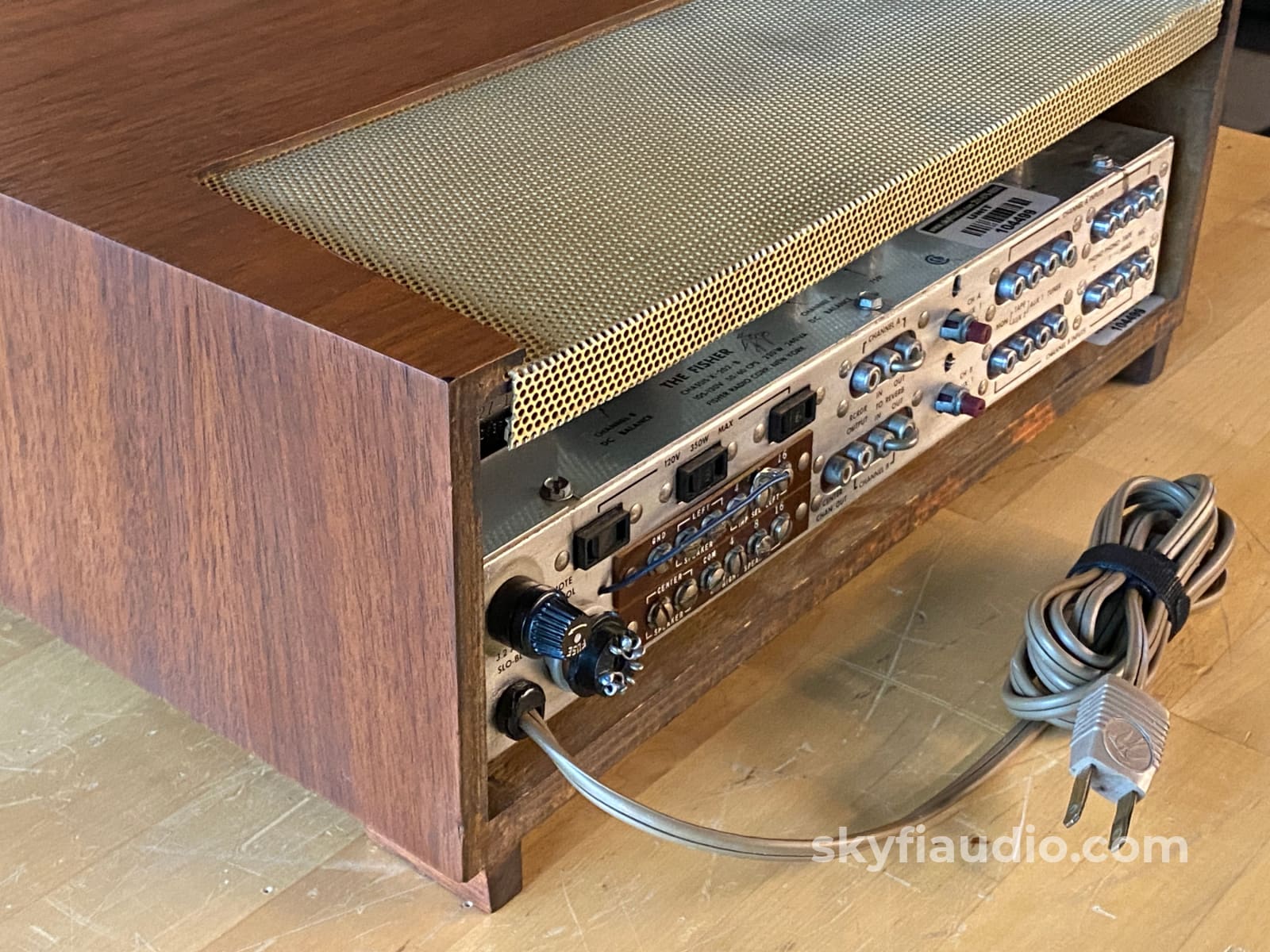 The Fisher X-202B Tube Integrated Amplifier With Case - Super Clean Survivor!