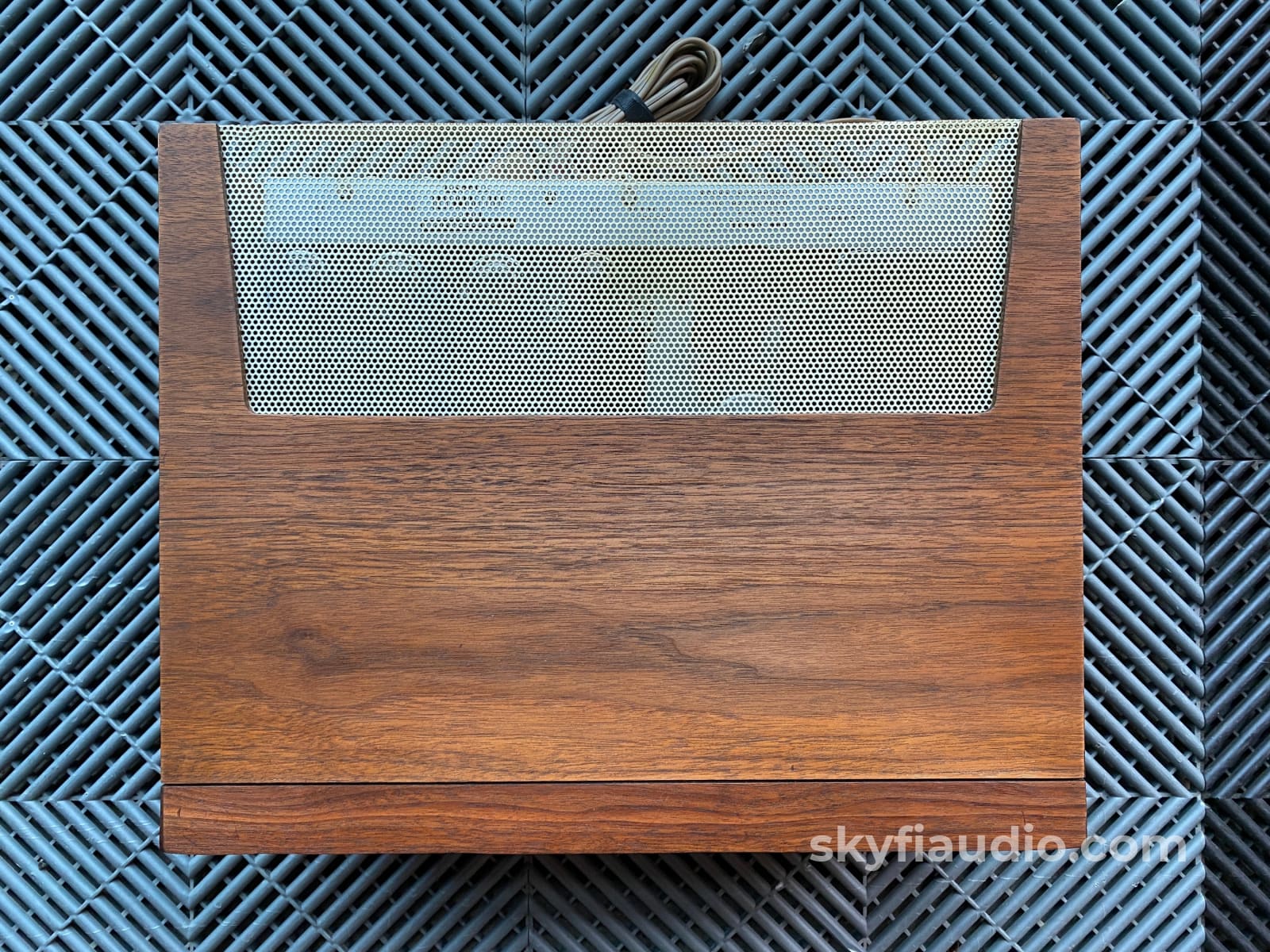 The Fisher X-202B Tube Integrated Amplifier With Case - Super Clean Survivor!