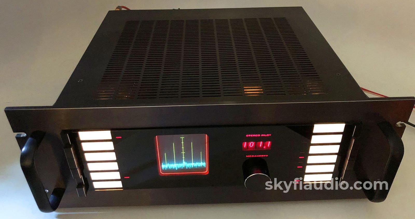 The Sequerra Model No. 1 Broadcast Monitor/Tuner - Top 3 Ever Made! Complete Your Collection Tuner