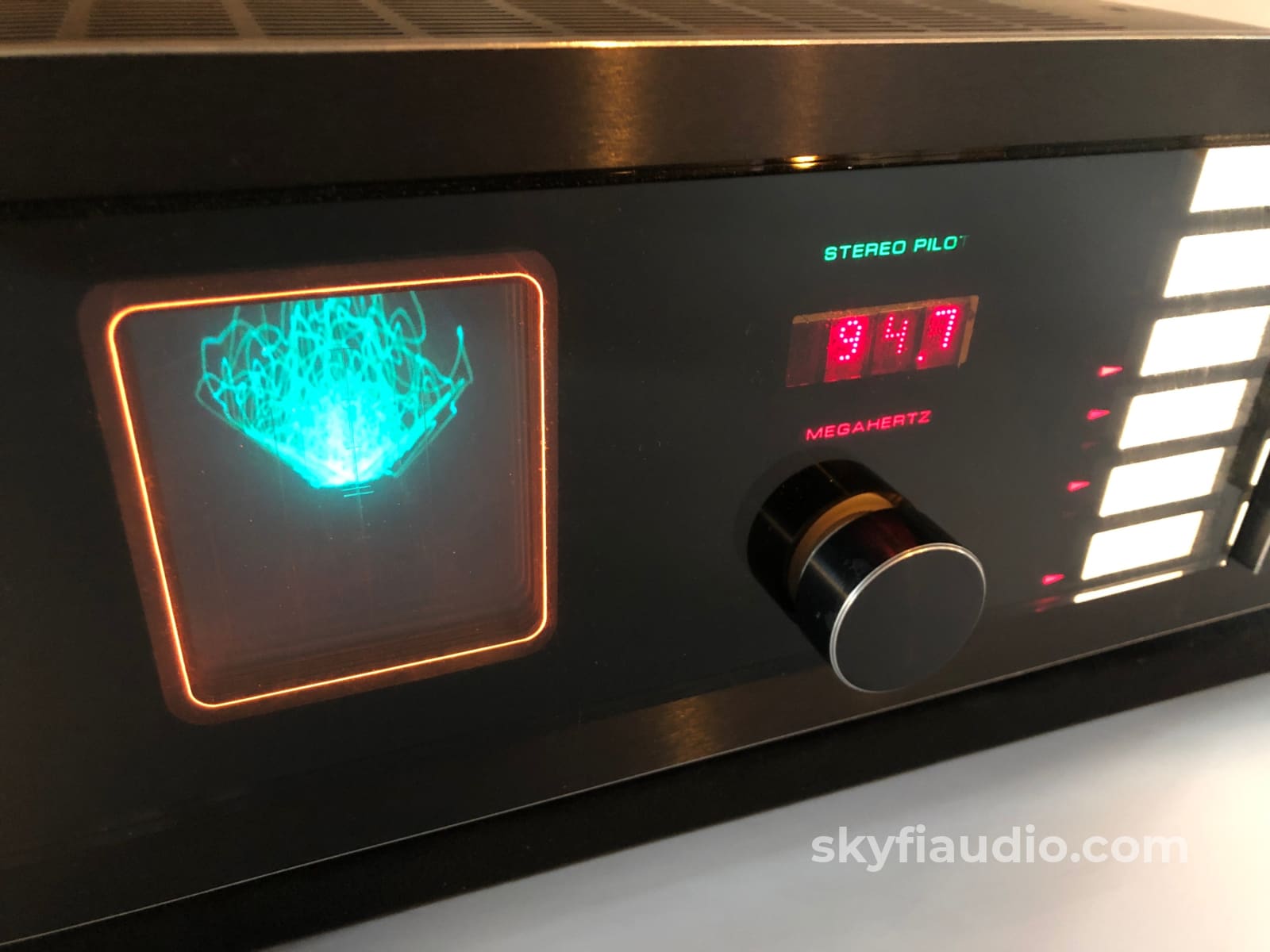 The Sequerra Model No. 1 Broadcast Monitor/Tuner - Top 3 Ever Made! Complete Your Collection Tuner