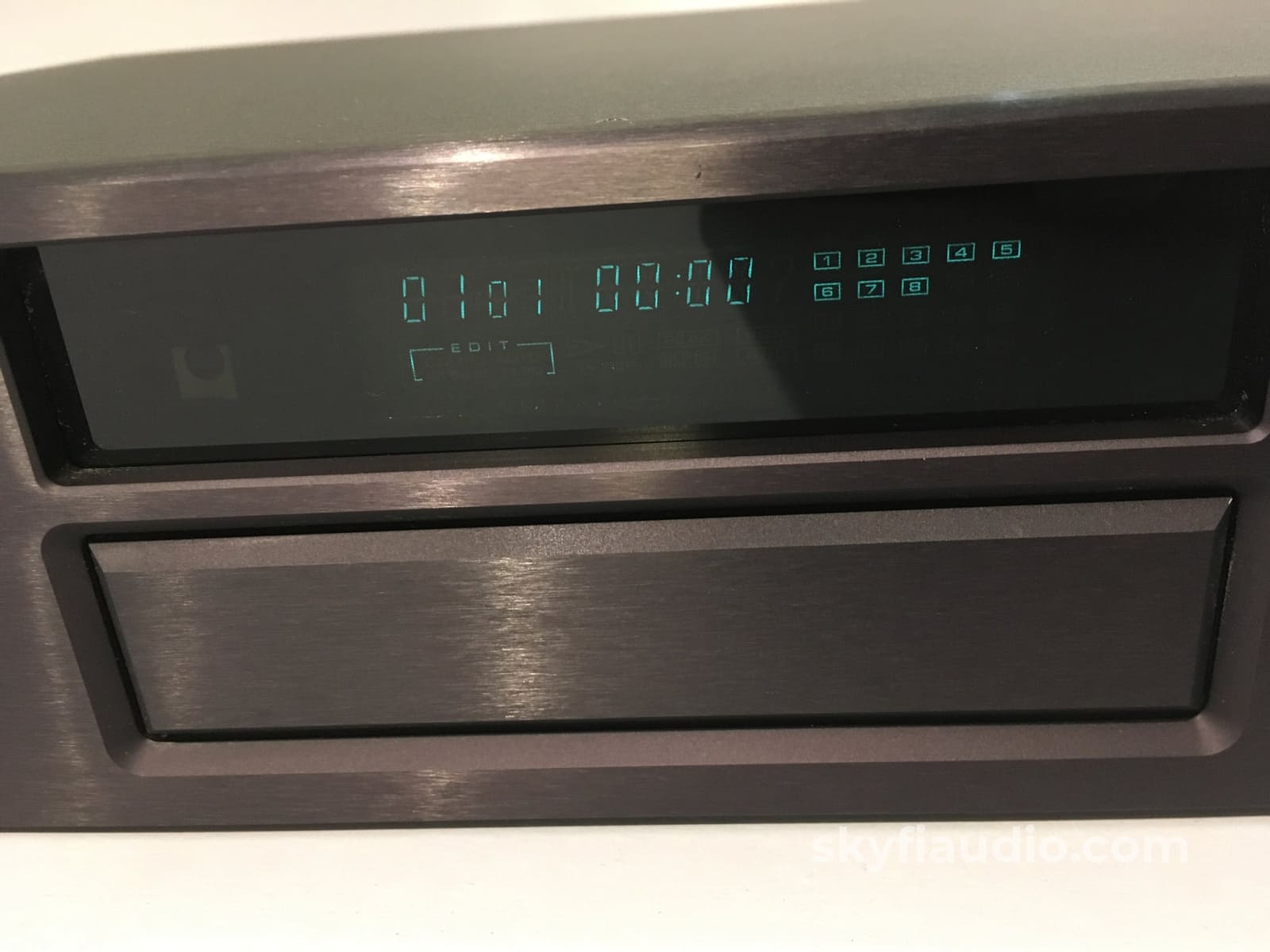 Theta Miles Cd Player With Inverted Platter System + Digital