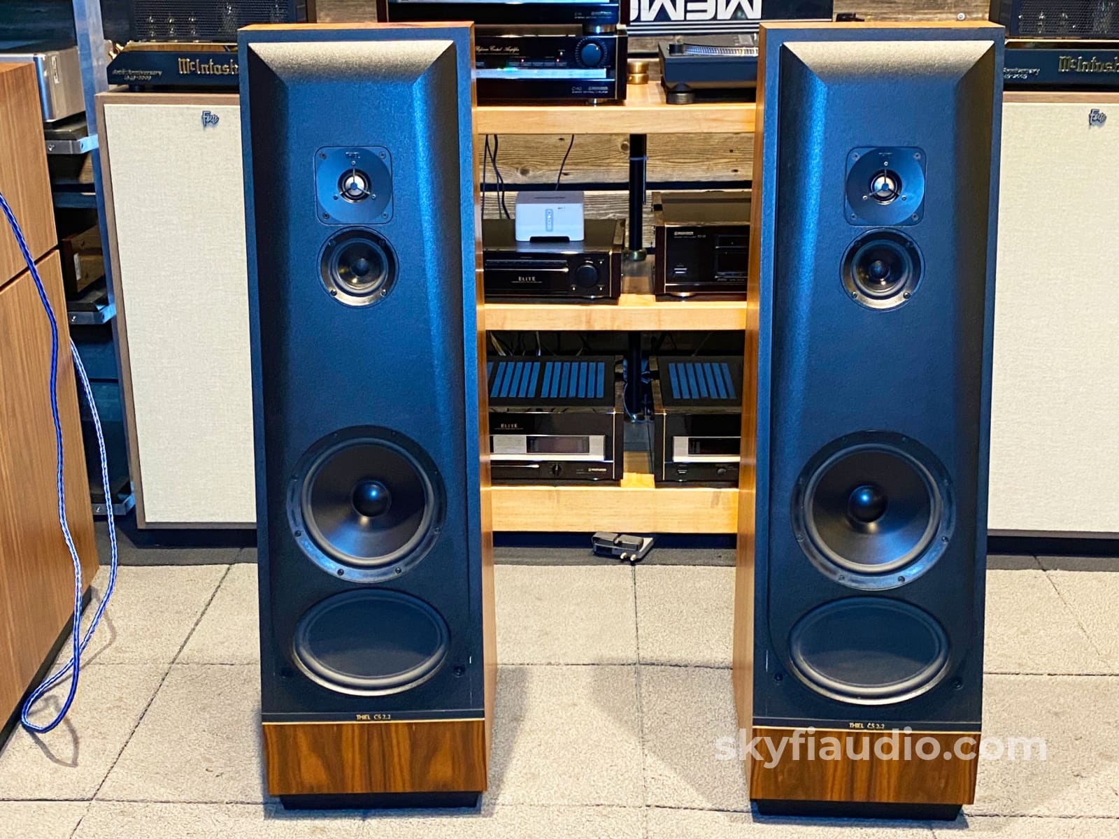 Thiel Cs2.2 Full Range Floorstanding Speakers - Super Clean