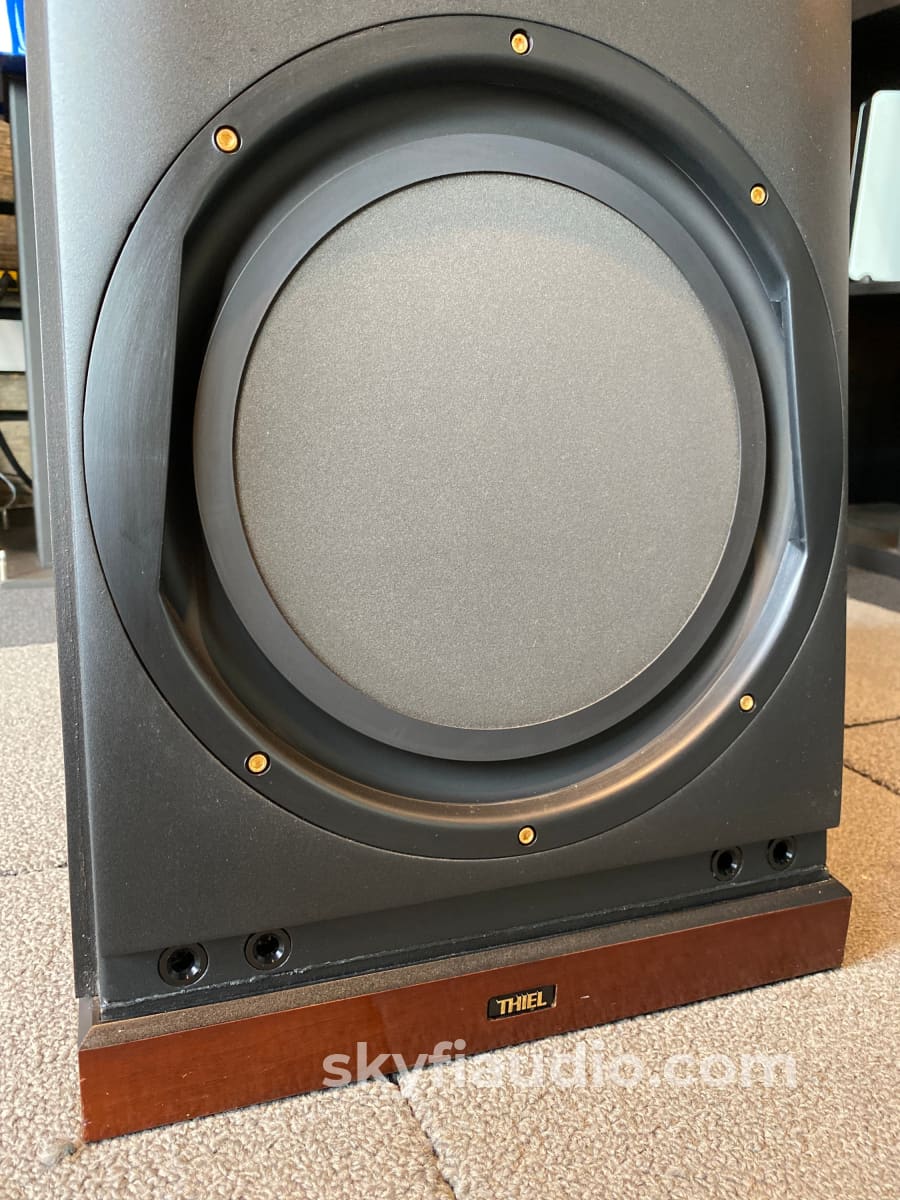 Thiel Cs6 3-Way Time Aligned Floorstanding Speakers
