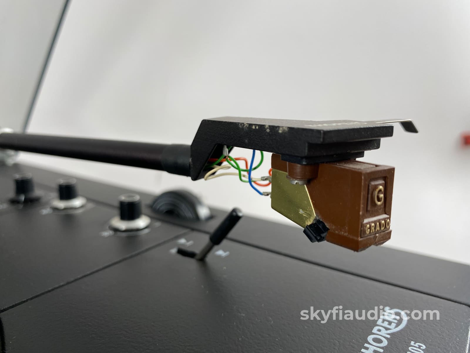 Thorens Td 105 Vintage Turntable With Grado Gold Cartridge